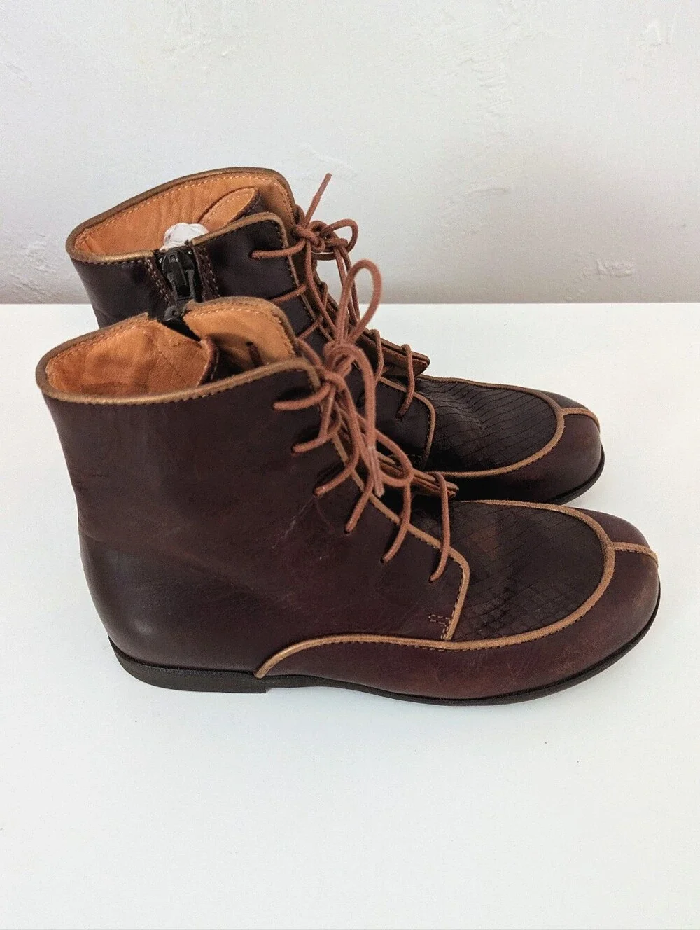 Vintage Lace Up Zipped Boots
